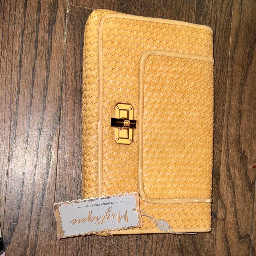 Miztique Golden Clutch with Over the Shoulder Strap